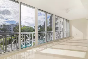 389 S Lake Dr, Palm Beach, FL 33480 - Photo 20