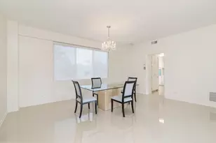 389 S Lake Dr, Palm Beach, FL 33480 - Photo 6