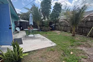 3910 Holden Ln, Lake Worth, FL 33461 - Photo 12