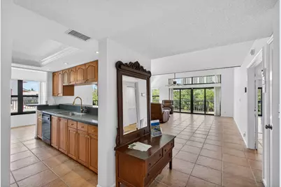 2102 Fairway Drive S, Jupiter, FL 33477 - Photo 6