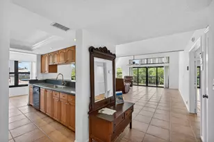 2102 Fairway Dr S, Jupiter, FL 33477 - Photo 6