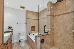 2102 Fairway Dr S, Jupiter, FL 33477 - Photo 32