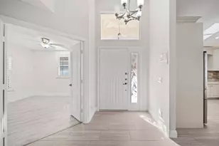 122 Eagleton Ln, Palm Beach Gardens, FL 33418 - Photo 6