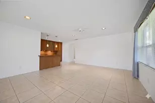 275 High Point Ct, Boynton Beach, FL 33435 - Photo 4
