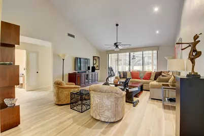 19550 Sawgrass Drive #2102, Boca Raton, FL 33434 - Photo 6