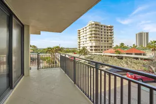 5460 N Ocean Dr, Singer Island, FL 33404 - Photo 38