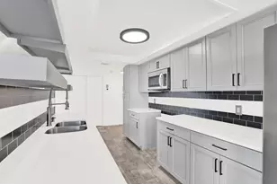 5460 N Ocean Dr, West Palm Beach, FL 33404 - Photo 16