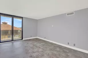 5460 N Ocean Dr, Singer Island, FL 33404 - Photo 30