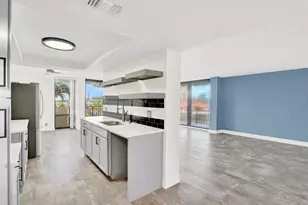 5460 N Ocean Dr, Singer Island, FL 33404 - Photo 12