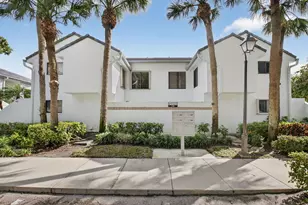 15322 Strathearn Dr, Delray Beach, FL 33446 - Photo 2