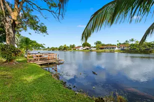 1811 NW 119th Ave, Pembroke Pines, FL 33026 - Photo 34