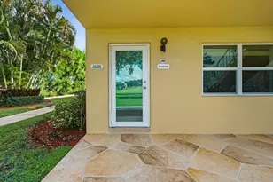 433 Flanders J, Delray Beach, FL 33484 - Photo 2