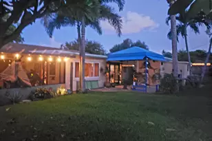 1613 Nanette Ct, Lake Worth, FL 33461 - Photo 1