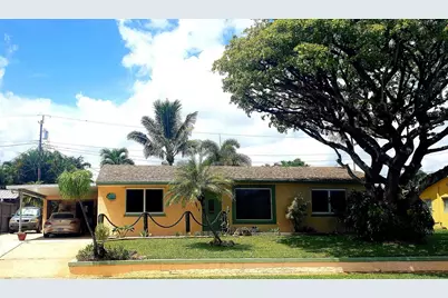 1613 Nanette Court, Lake Worth, FL 33461 - Photo 2