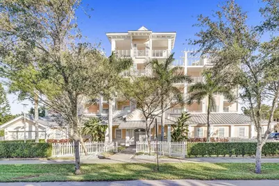 1931 NE 2nd Street #302, Deerfield Beach, FL 33441 - Photo 2