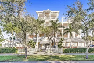 1931 NE 2nd St, Deerfield Beach, FL 33441 - Photo 2