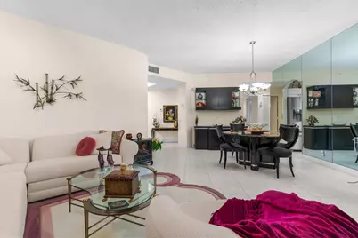 7546 La Paz Blvd #405, Boca Raton, FL 33433 - Photo 8