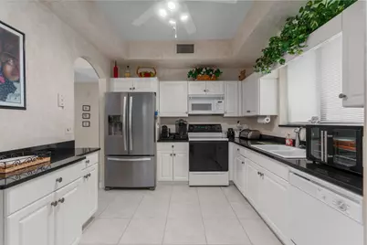 7546 La Paz Blvd #405, Boca Raton, FL 33433 - Photo 12