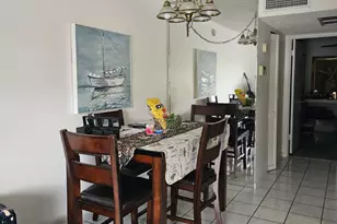 555 Purdy Ln, Palm Springs, FL 33461 - Photo 4