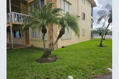 555 Purdy Lane #A122, Palm Springs, FL 33461 - Photo 2