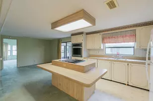 2791 SW Pontiac Pl, Stuart, FL 34997 - Photo 14