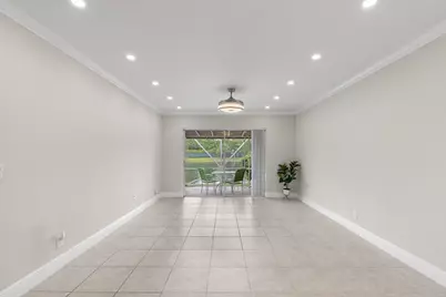 8757 Bella Vista Drive #34, Boca Raton, FL 33433 - Photo 6