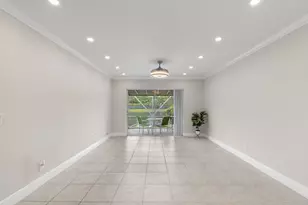 8757 Bella Vista Dr, Boca Raton, FL 33433 - Photo 6