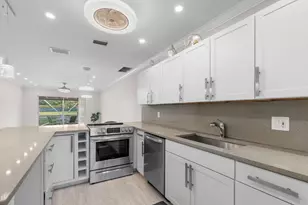 8757 Bella Vista Dr, Boca Raton, FL 33433 - Photo 4