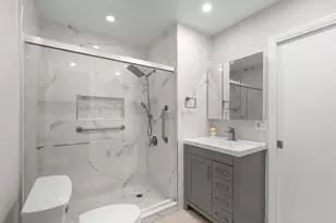 8757 Bella Vista Dr, Boca Raton, FL 33433 - Photo 10