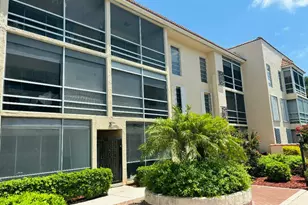 331 SW 8th St, Boca Raton, FL 33432 - Photo 16