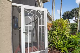 10808 Royal Caribbean Cir, Boynton Beach, FL 33437 - Photo 4