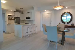 802 W Windward Way, Lantana, FL 33462 - Photo 2
