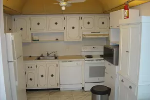 103 Greenbrier C, West Palm Beach, FL 33417 - Photo 10