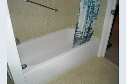 103 Greenbrier C, West Palm Beach, FL 33417 - Photo 18