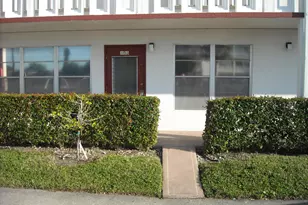 103 Greenbrier C, West Palm Beach, FL 33417 - Photo 4