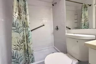 158 Easthampton G, West Palm Beach, FL 33417 - Photo 10