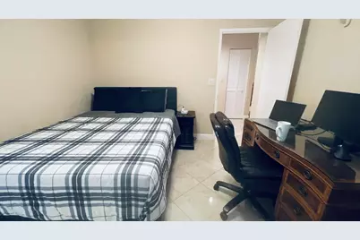 6165 Sunny Pointe Circle, Delray Beach, FL 33484 - Photo 10