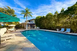 1009 S Indian River Dr, Fort Pierce, FL 34950 - Photo 2