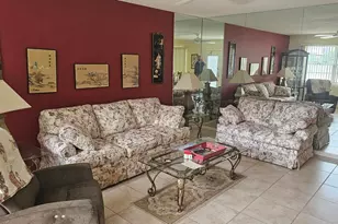 62 Newport D, Deerfield Beach, FL 33442 - Photo 2