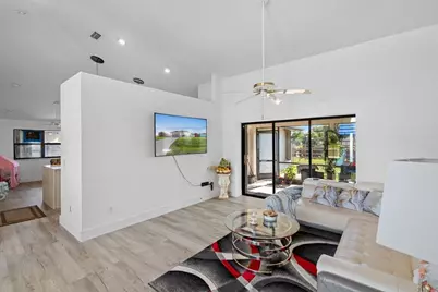 434 SW Jeanne Avenue, Port Saint Lucie, FL 34953 - Photo 10