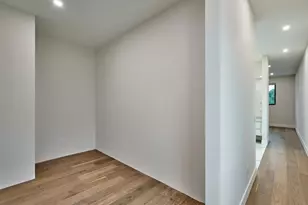 2751 NE 22nd Ct, Pompano Beach, FL 33062 - Photo 32