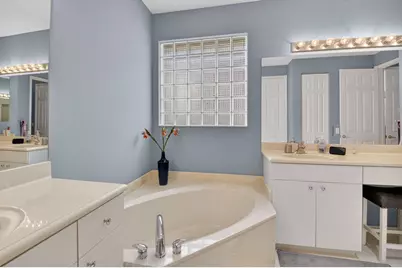 9822 Isles Cay Drive, Delray Beach, FL 33446 - Photo 40