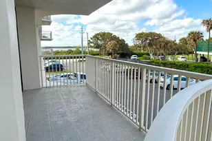 5480 N Ocean Dr, Singer Island, FL 33404 - Photo 14