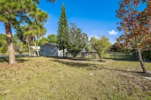 7990 129th Pl, Sebastian, FL 32958 - Photo 4