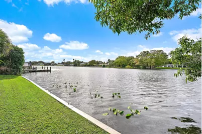 7523 Pine Tree Lane, West Palm Beach, FL 33406 - Photo 2