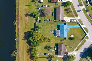 2902 Essex Dr, Fort Pierce, FL 34946 - Photo 28