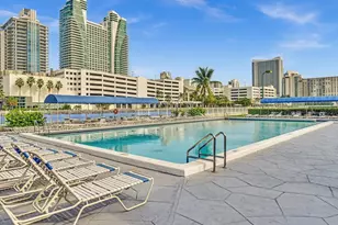 600 Parkview Dr, Hallandale Beach, FL 33009 - Photo 30