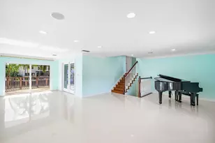 2872 NE 29th St, Fort Lauderdale, FL 33306 - Photo 8