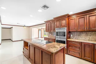 2872 NE 29th St, Fort Lauderdale, FL 33306 - Photo 16