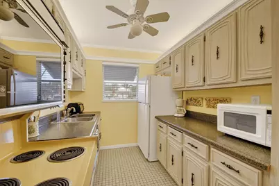 615 High Point Drive #C, Delray Beach, FL 33445 - Photo 18